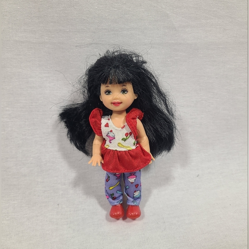 Barbie Doll Kelly  1994 Vintage- Black hair green eyes
